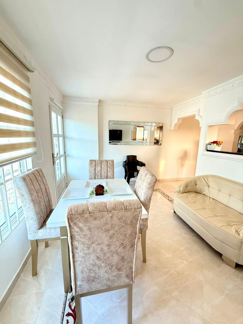 Living room, Dining area