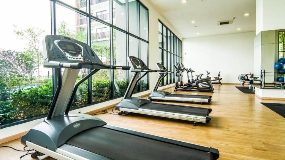 Emporis Kota Damansara Happy Comfort Stay Apartment in Petaling Jaya
