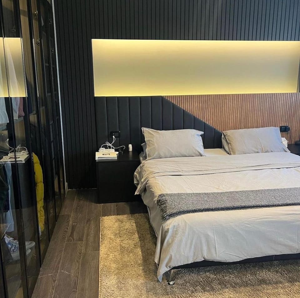 Luxurious fully furnished suit Apartment in New Cairo City