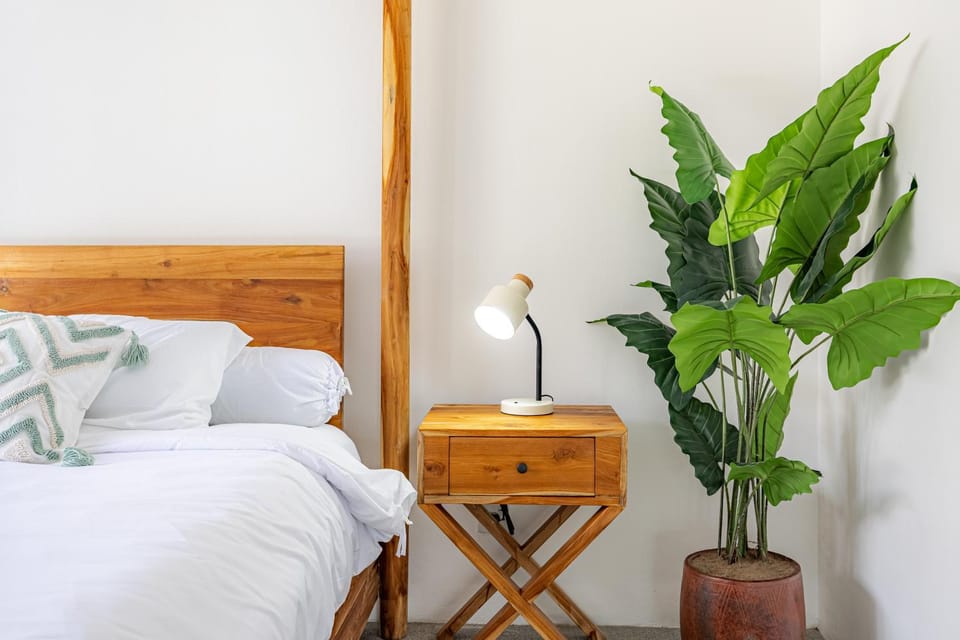 Bed, Bedroom, furniture, room service
