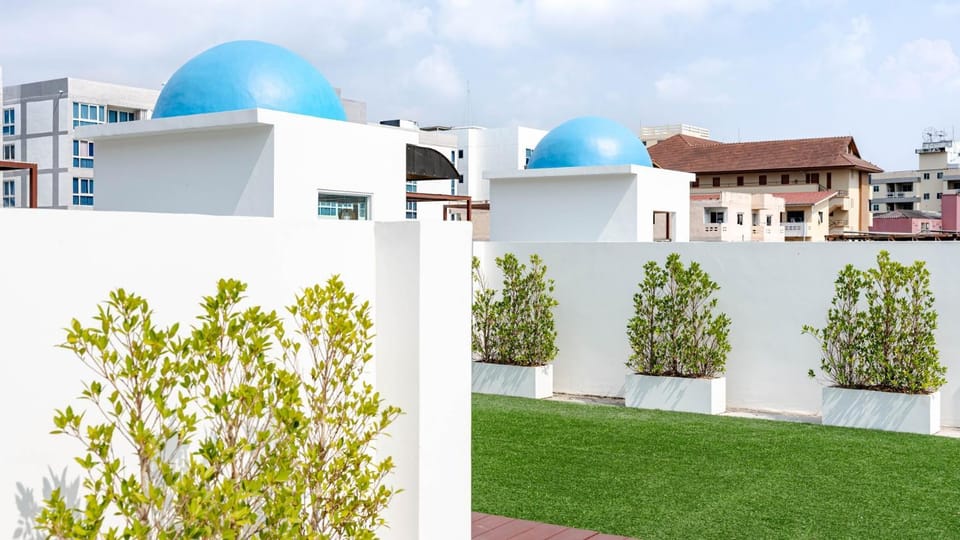 Property building, Balcony/Terrace