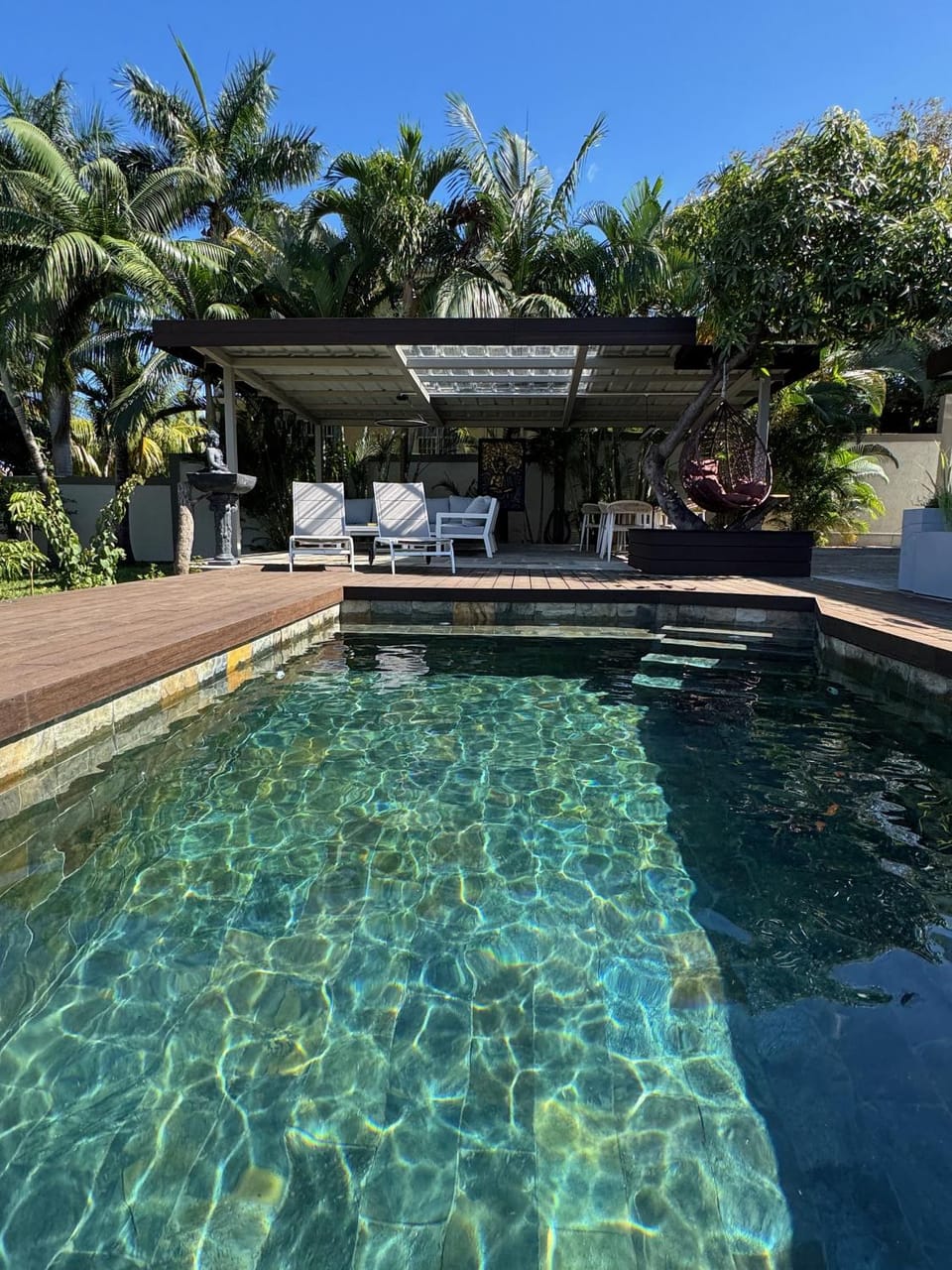 Swimming pool, sunbed