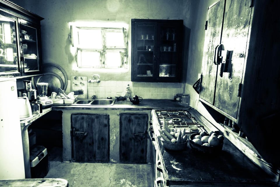 Kitchen or kitchenette