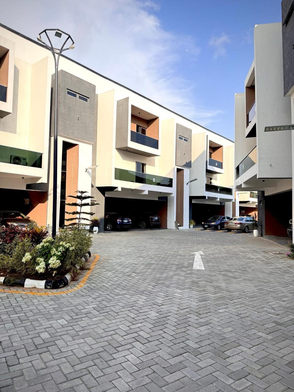 Neighbourhood, Parking