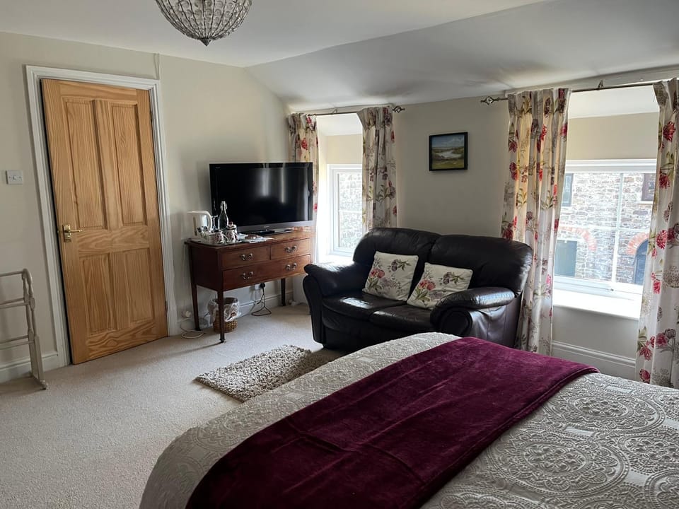 Rectory Farm Bed and Breakfast in Wales