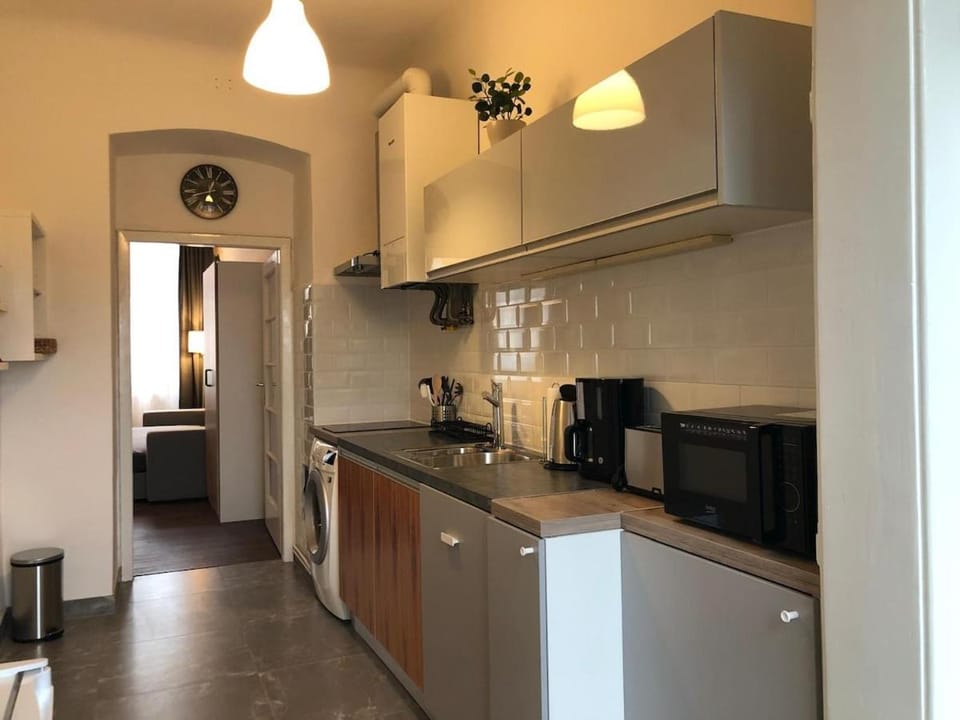 New Urban Chic with free parking near subway Apartment in Vienna