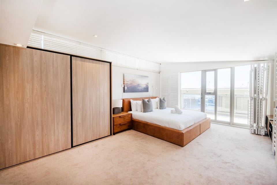 Bed, TV and multimedia, Photo of the whole room, Bedroom, wardrobe