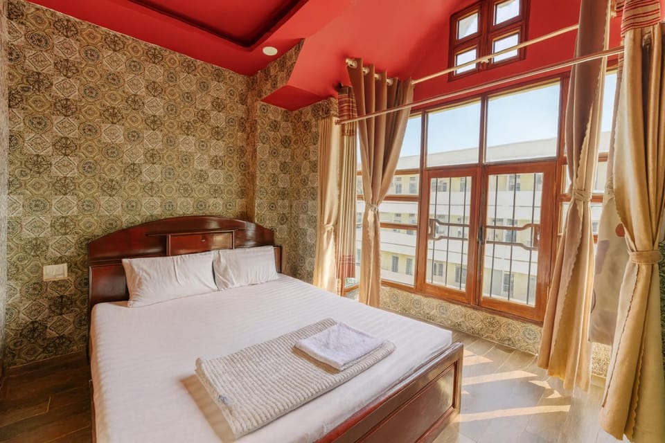 Bed, Photo of the whole room