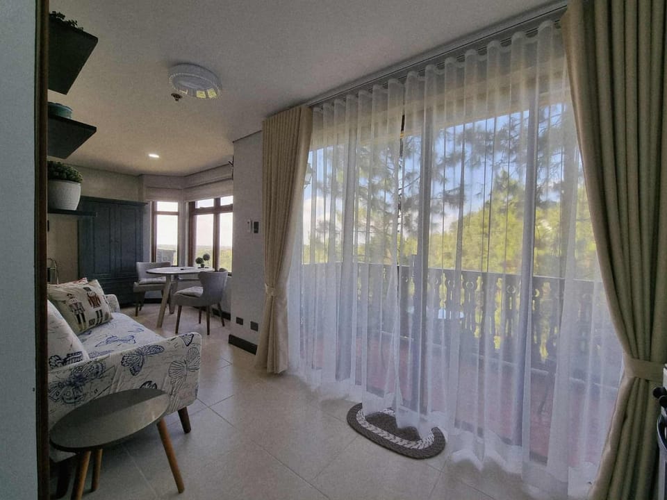 Penny's Pine View Place at Crosswinds Tagaytay Apartment hotel in Tagaytay