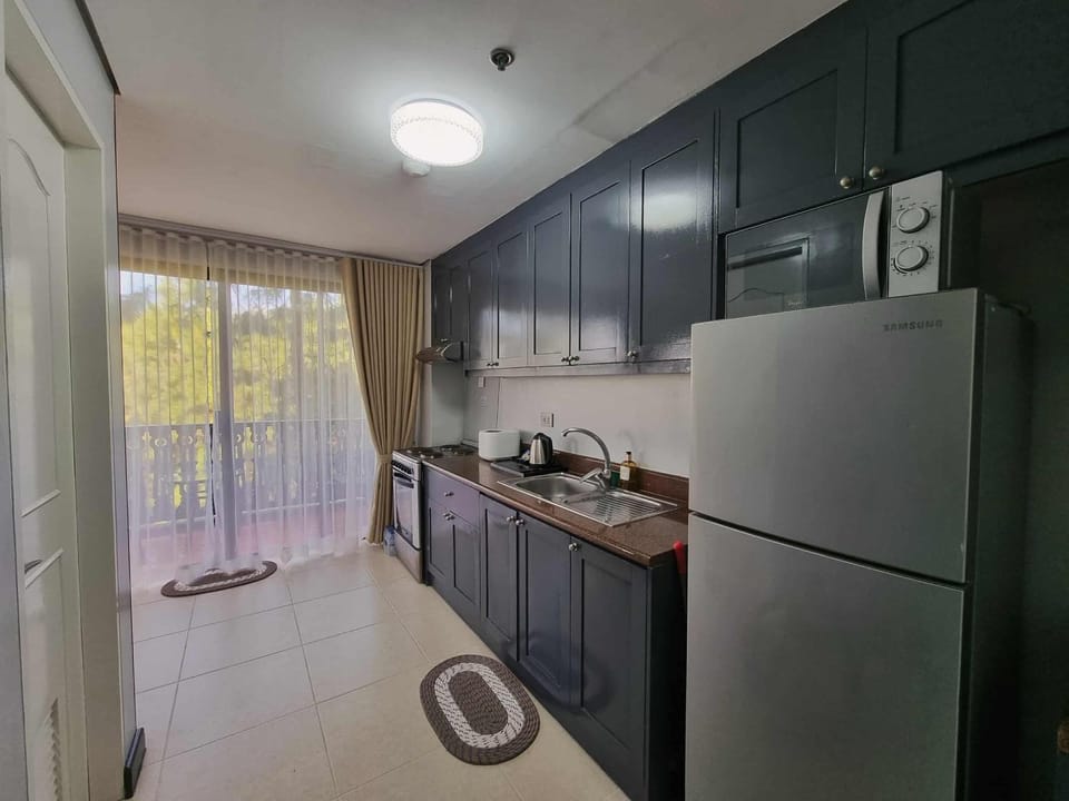 Penny's Pine View Place at Crosswinds Tagaytay Apartment hotel in Tagaytay