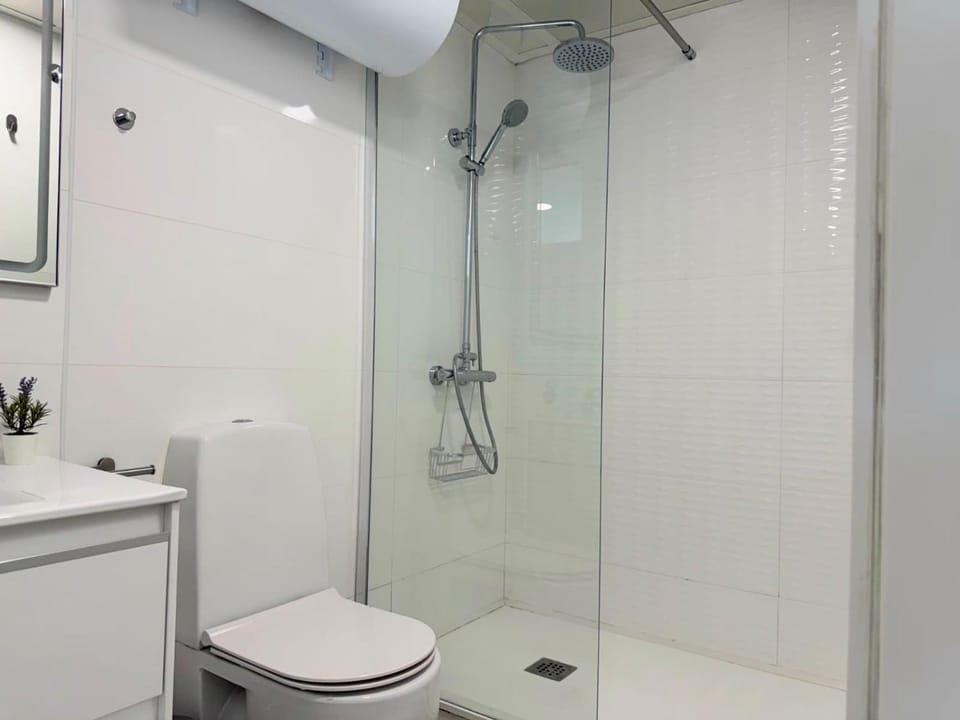 Shower, Toilet, Bathroom