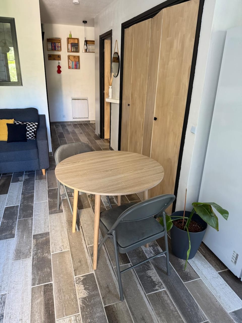 Spacieux studio à deux pas du centre Apartment in Vence