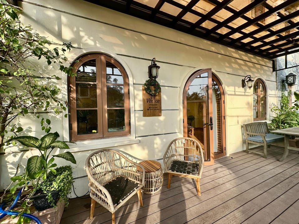Patio, Garden, Balcony/Terrace