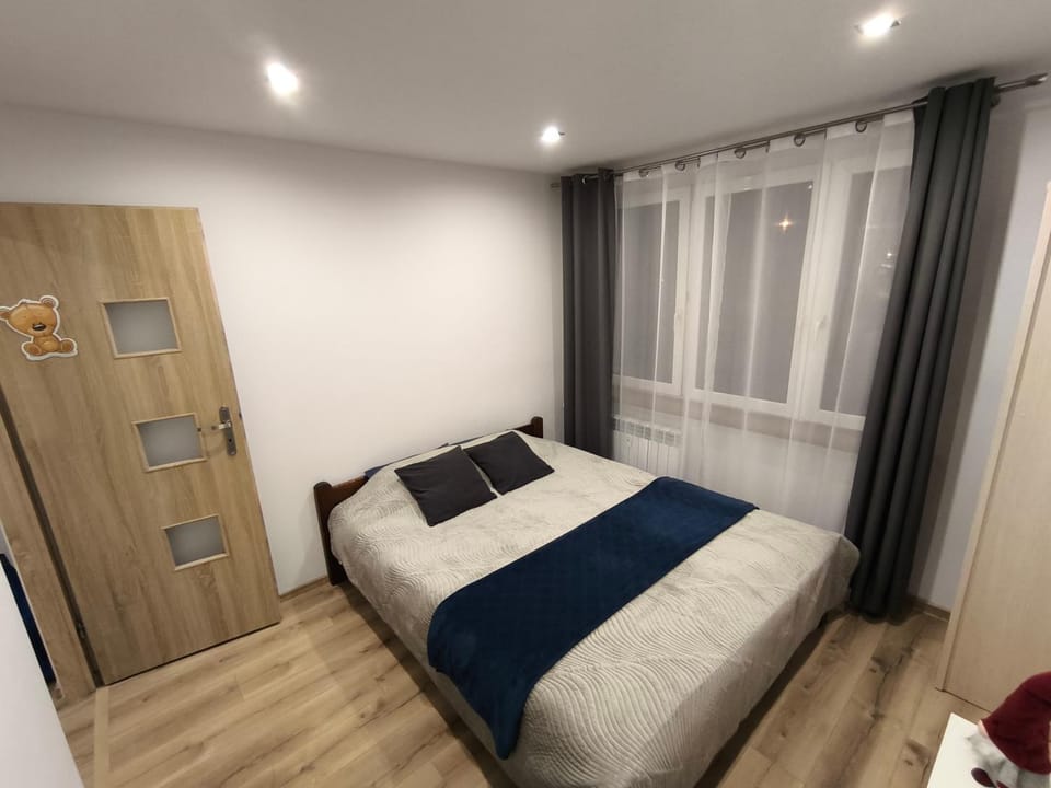 Bed, Seating area, Bedroom, heating, wardrobe