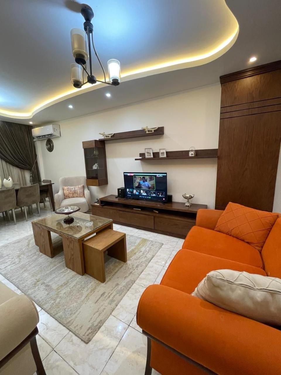Central Apartment with Wide Garden View by mohamed Apartment in Cairo Governorate