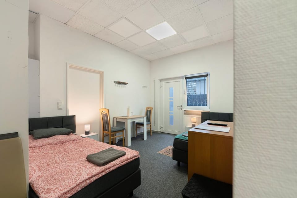 Property building, Living room, Bedroom