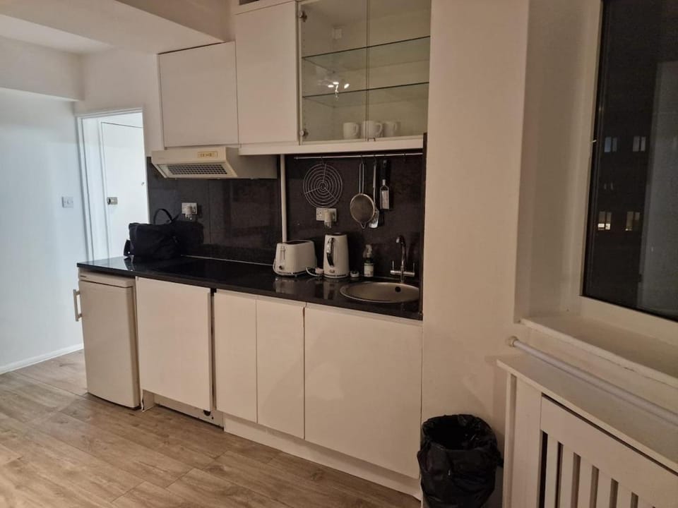 Chelsea cloisters Studios Apartment in City of Westminster