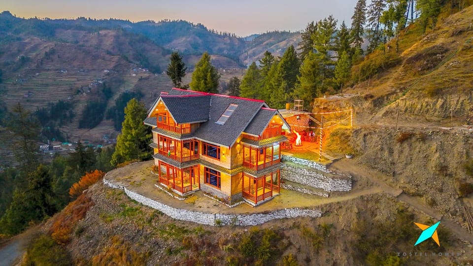 Property building, Day, Natural landscape, Bird's eye view, Mountain view