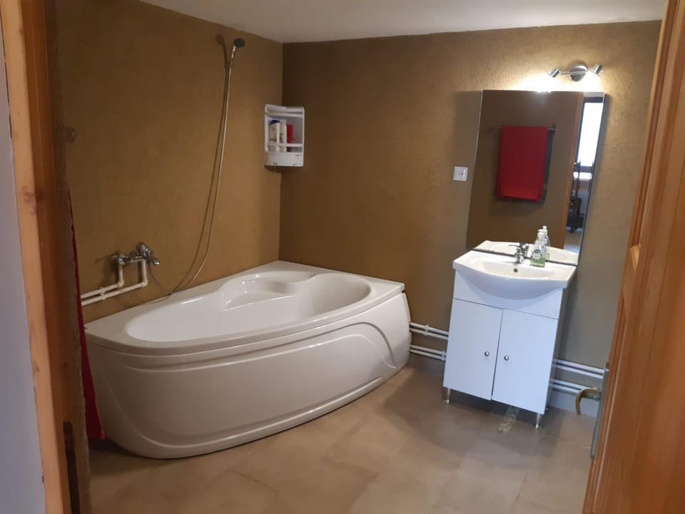 Cabanuta din Deal Chalet in Cluj County