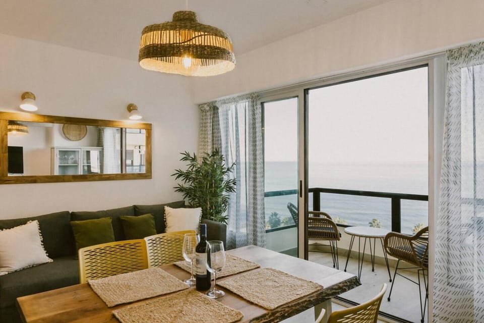 Precioso apartamento con vistas infinitas al mar Apartment in Benalmadena