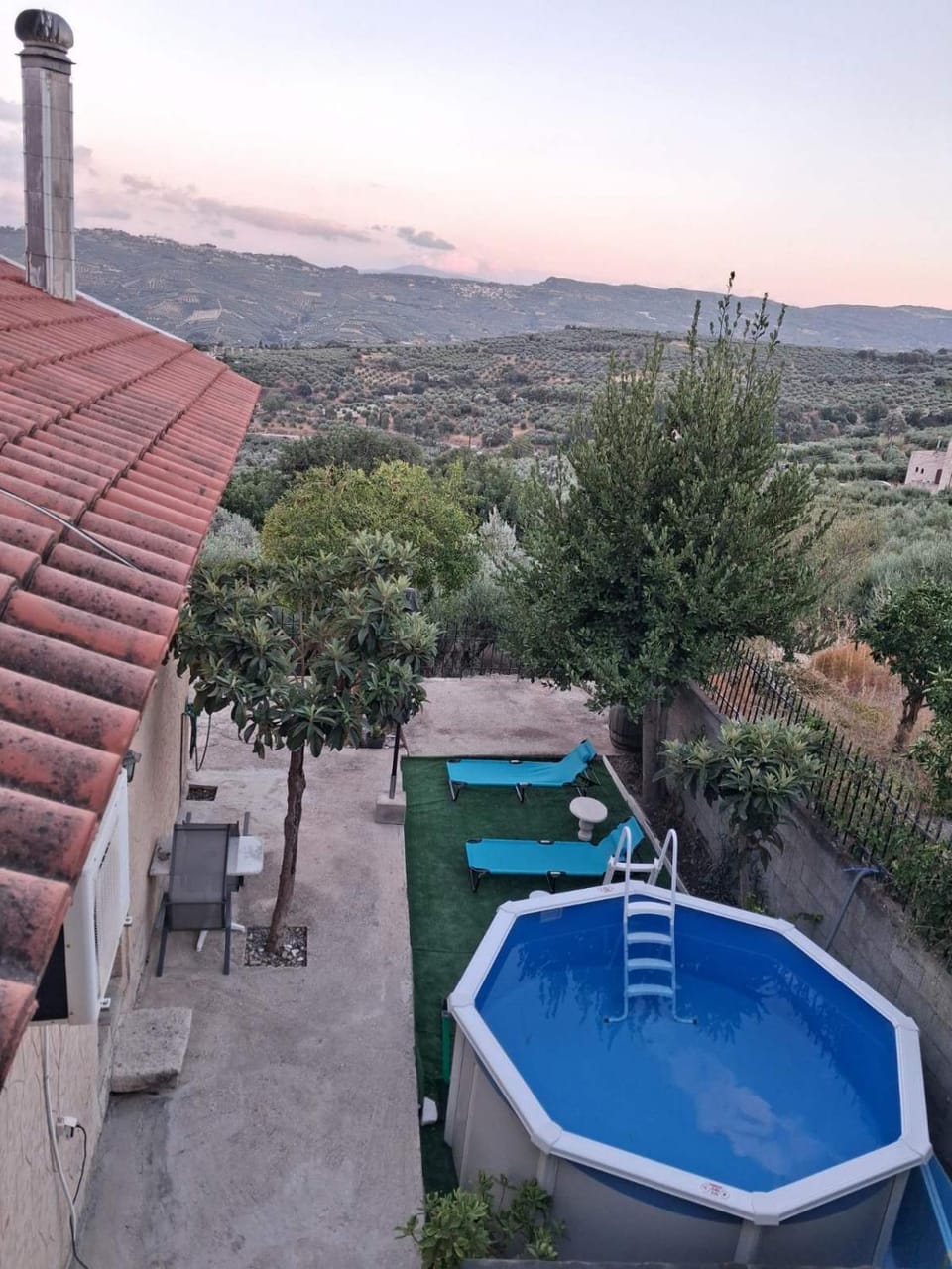 IRENE'S village home House in Crete Region