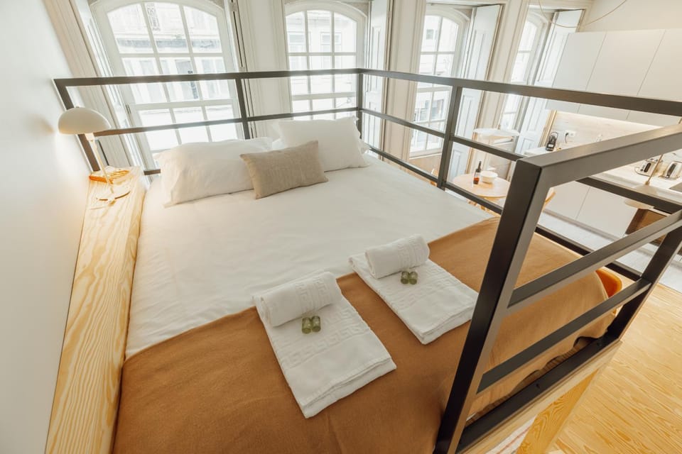 Deluxe Studio by Hosty Apartment in Porto