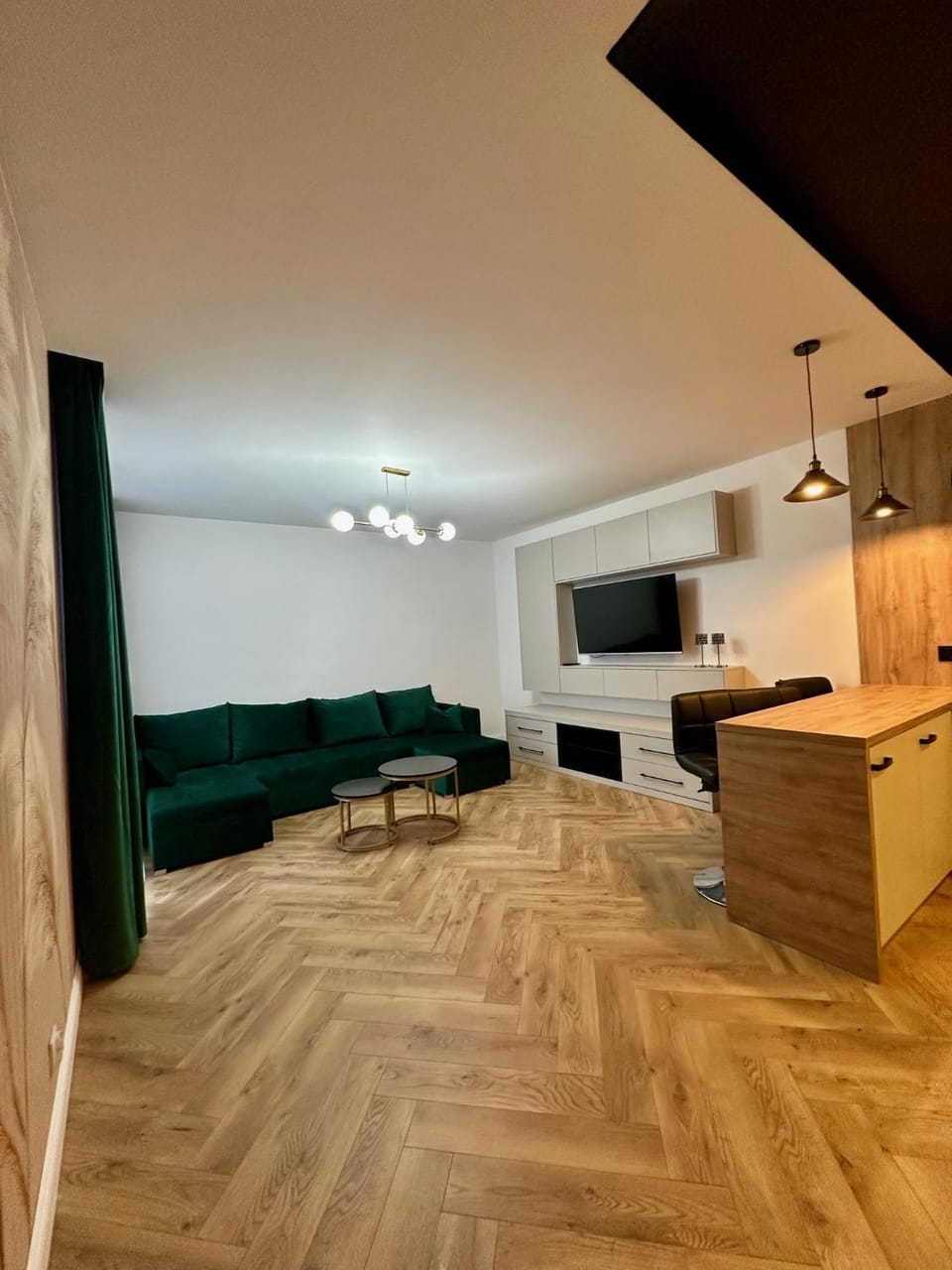 Apartament toruński Fałata UMK Apator PLAZA Apartment in Greater Poland Voivodeship