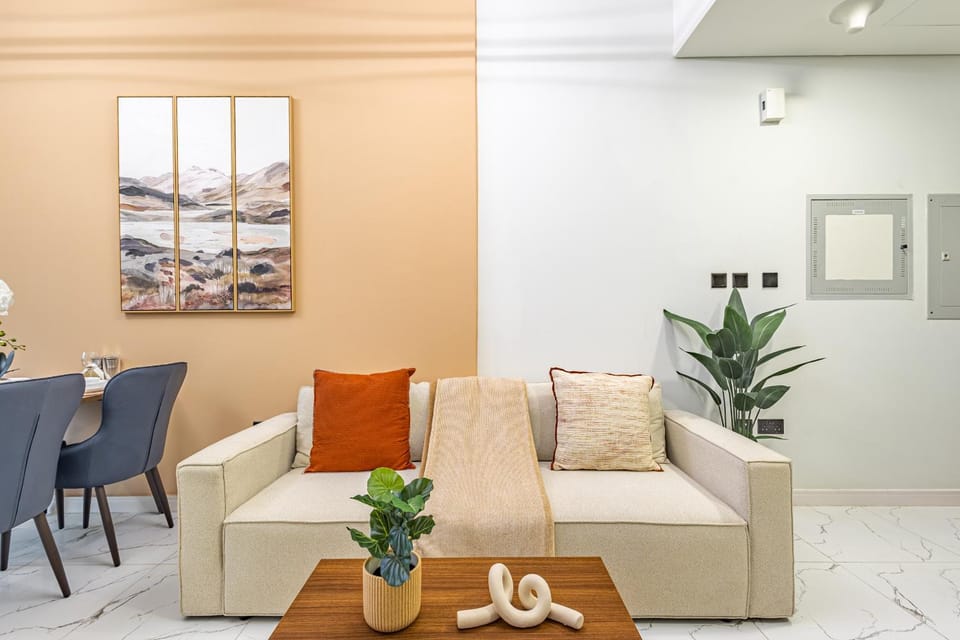 Fully Furnished 1 BDR in Masdar City - 5 min to Airport - 10 min to Yas Mall, Ferrari World, Sea World Apartment in Abu Dhabi