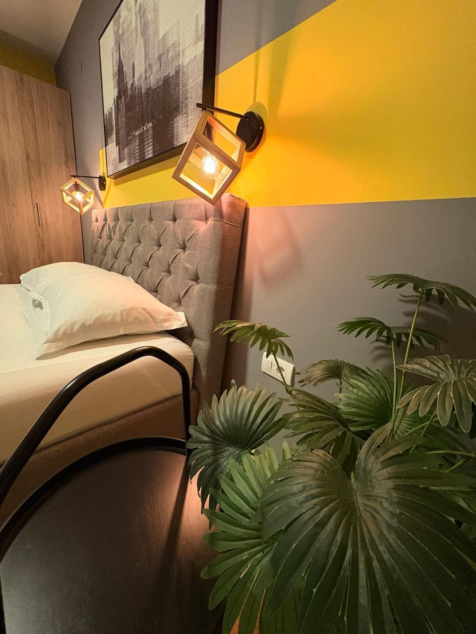 Bed, Living room, Seating area, Bedroom