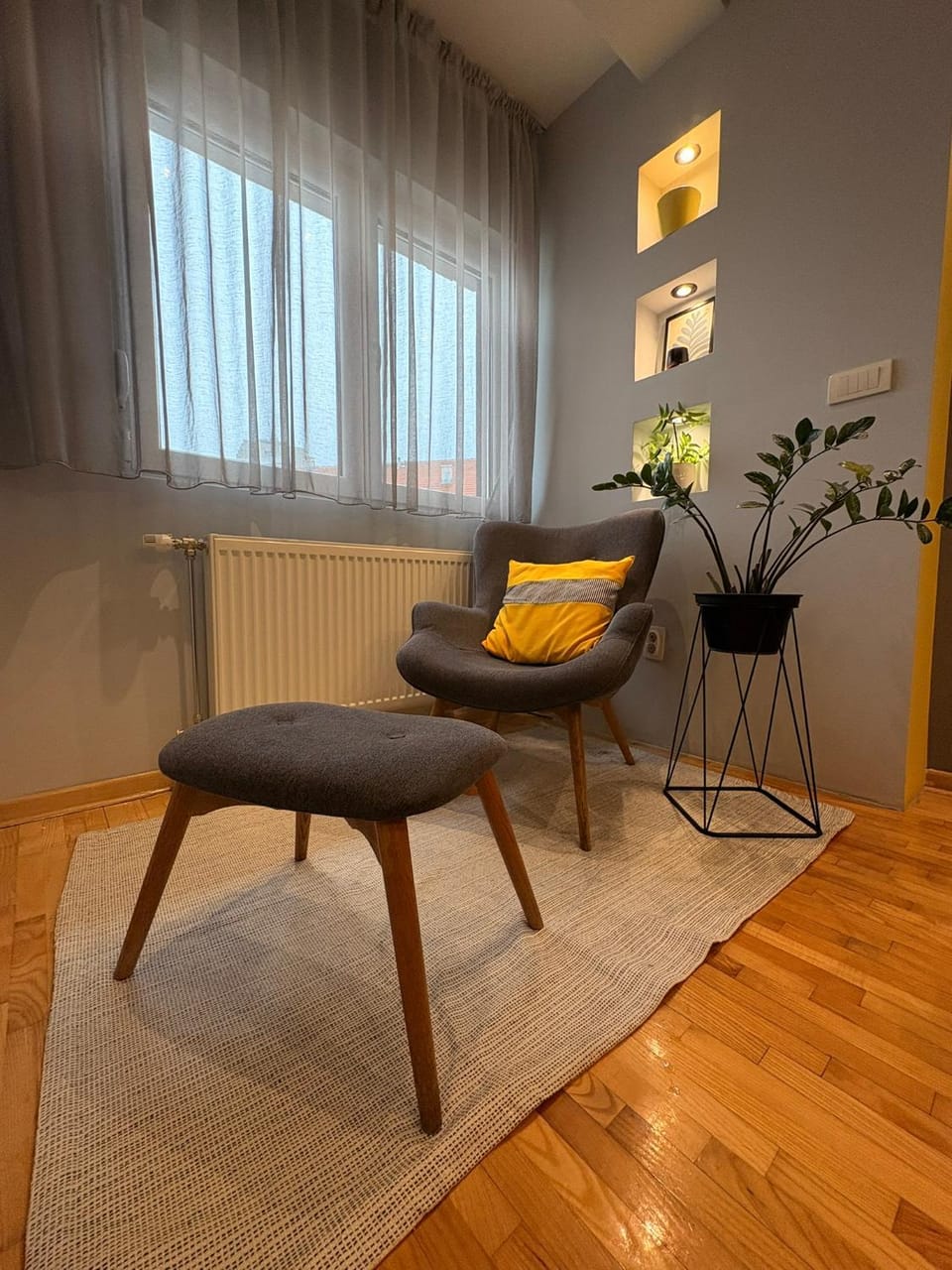 Living room, Seating area