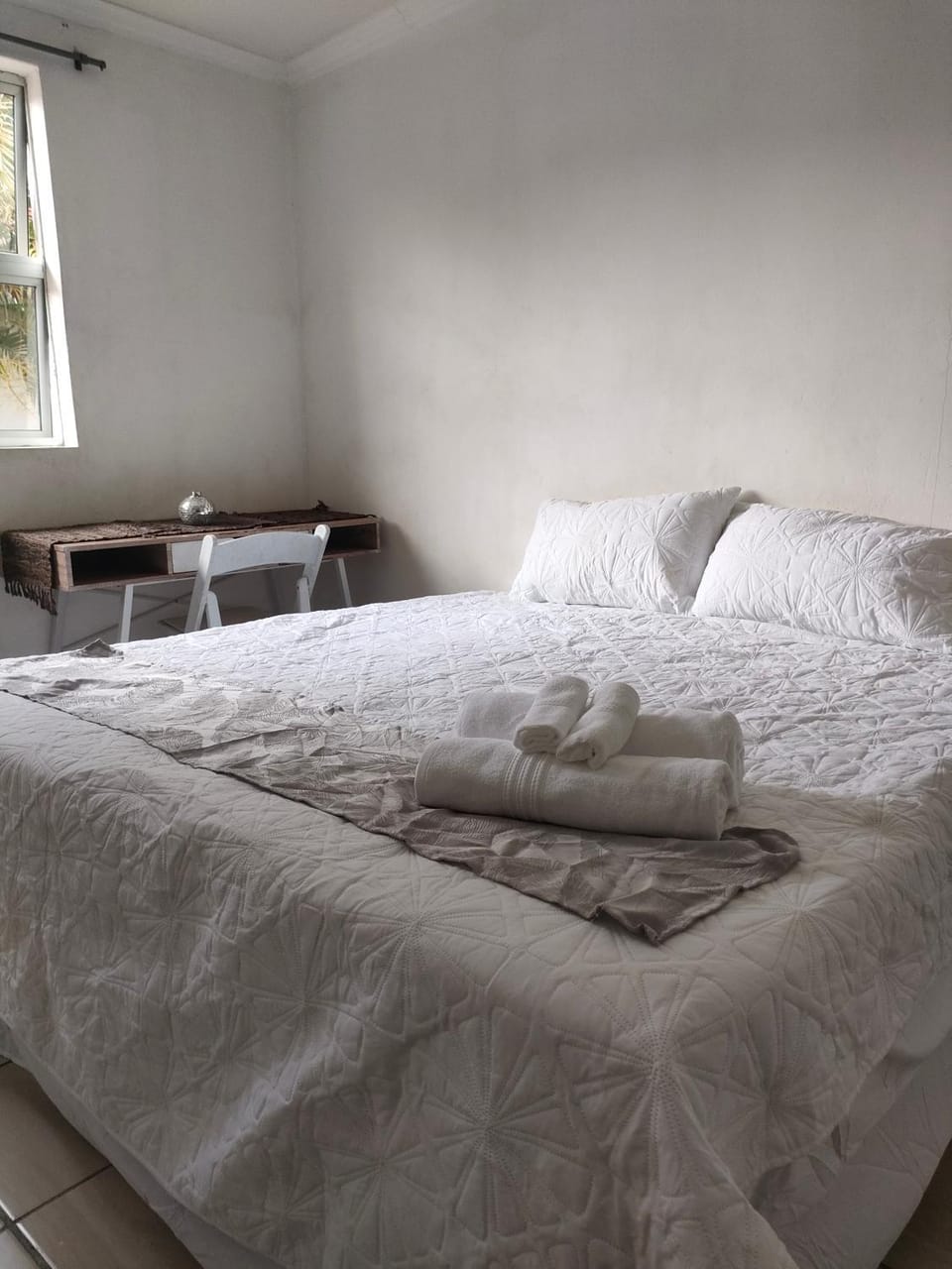 DH Guest House Apartment in Durban
