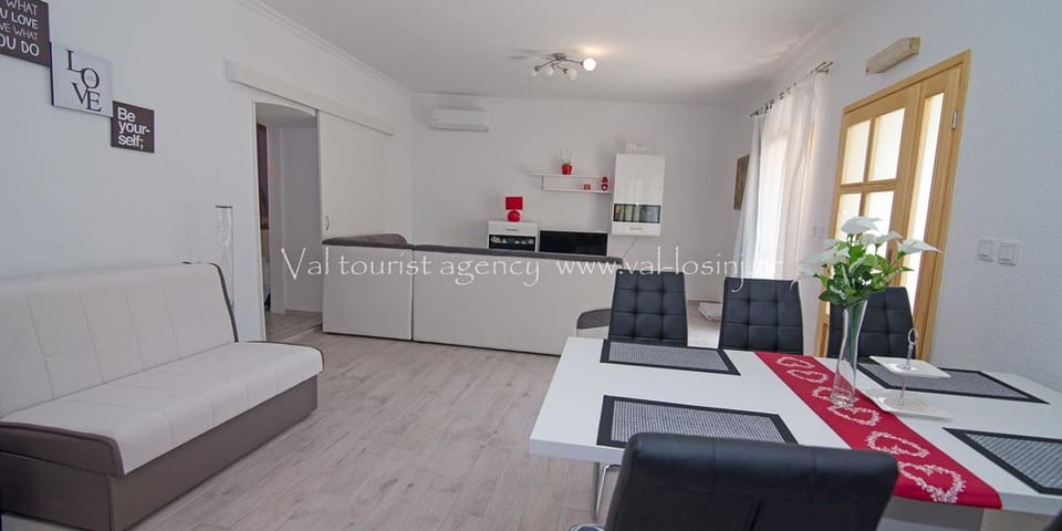 Barbi A2+2 Apartment in Primorje-Gorski Kotar County
