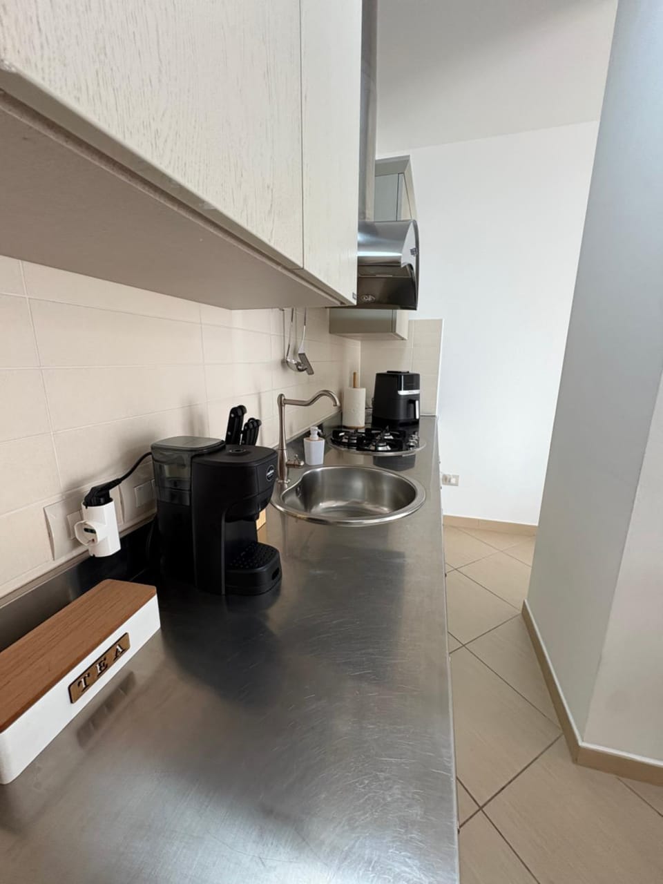 Kitchen or kitchenette, kitchen