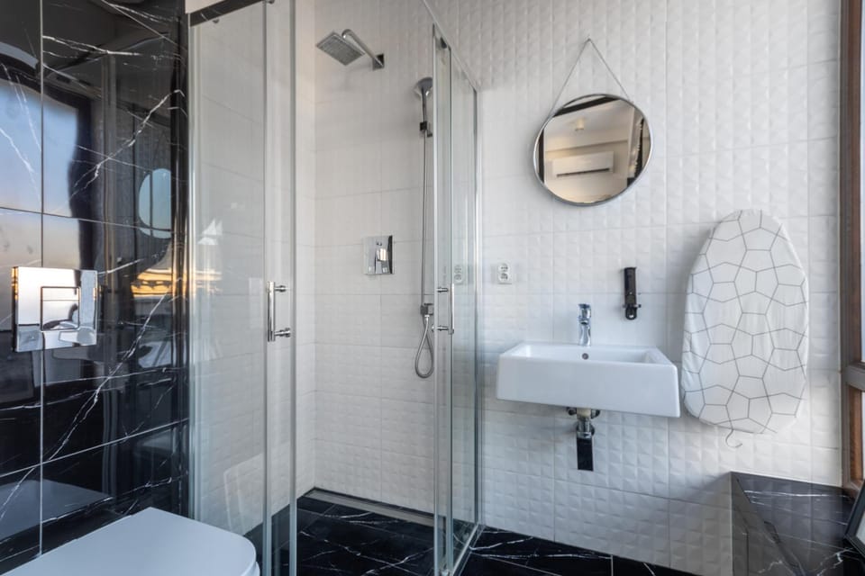 Shower, Bathroom