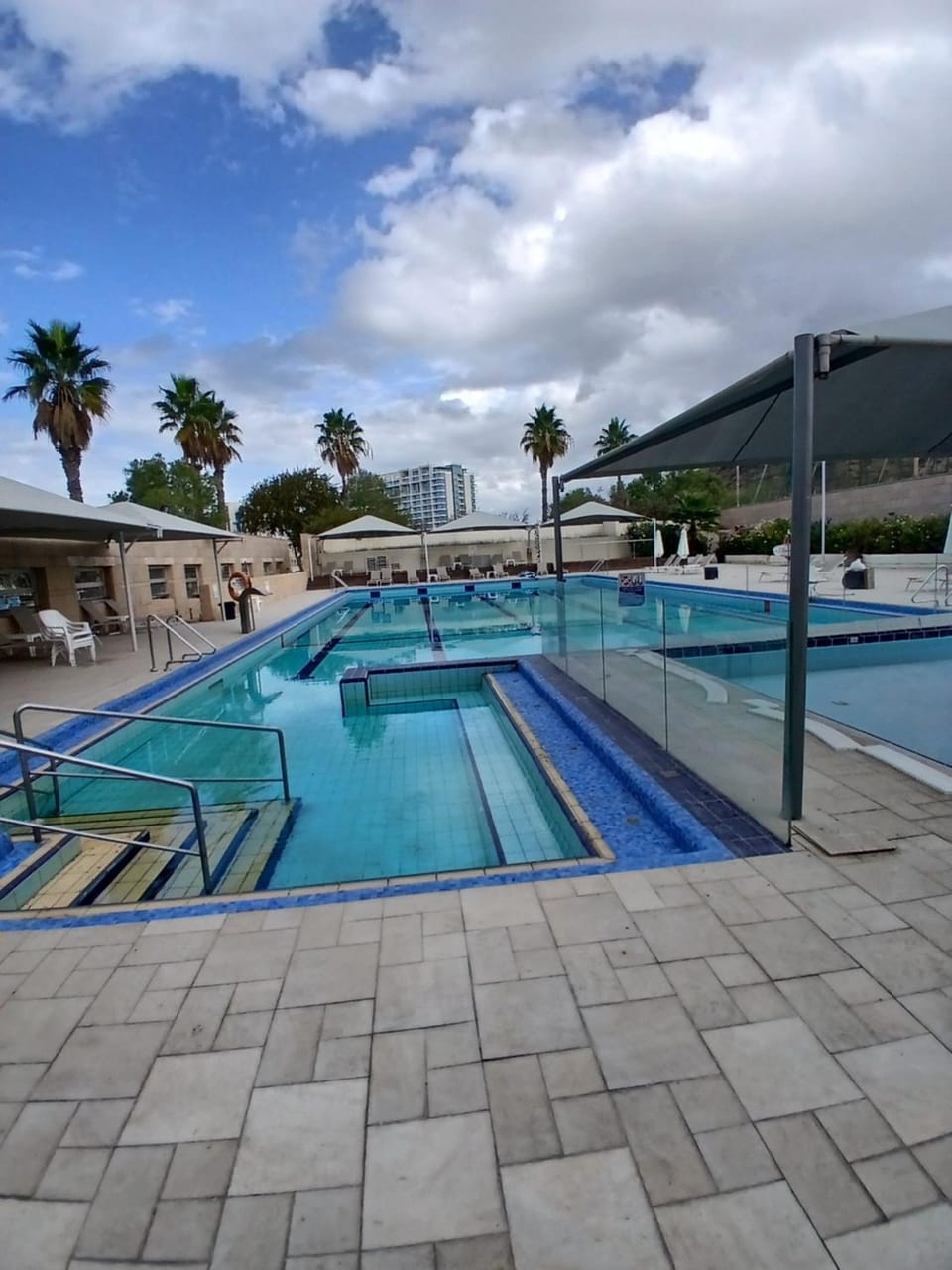 אוקיינוס במרינה מלון שני חדרי שינה Hotel in Herzliya