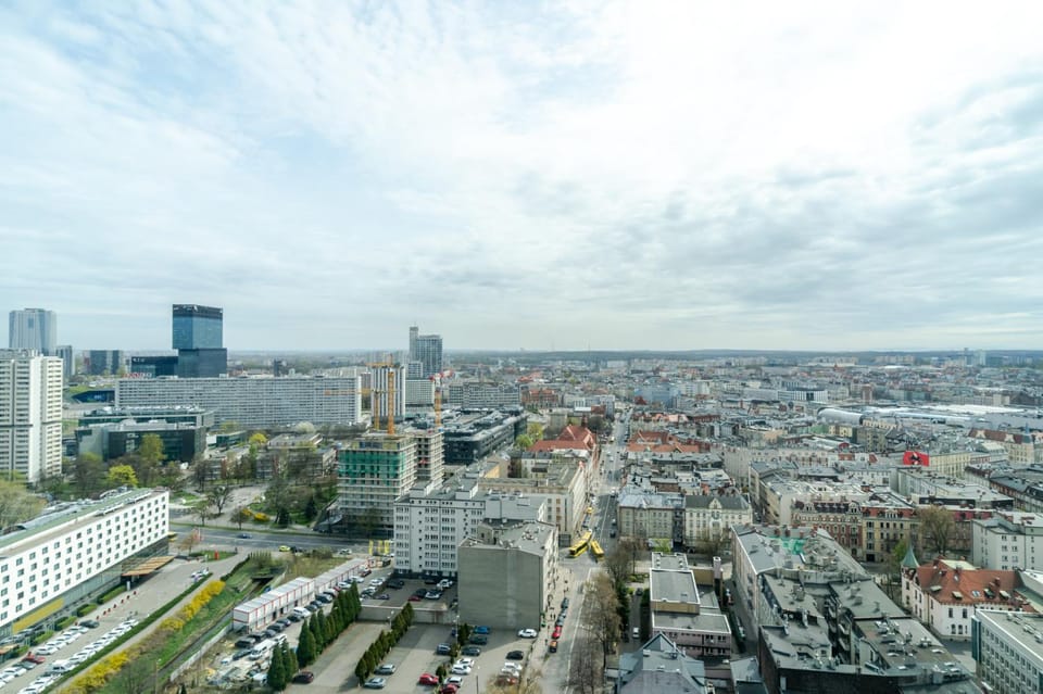Neighbourhood, Location