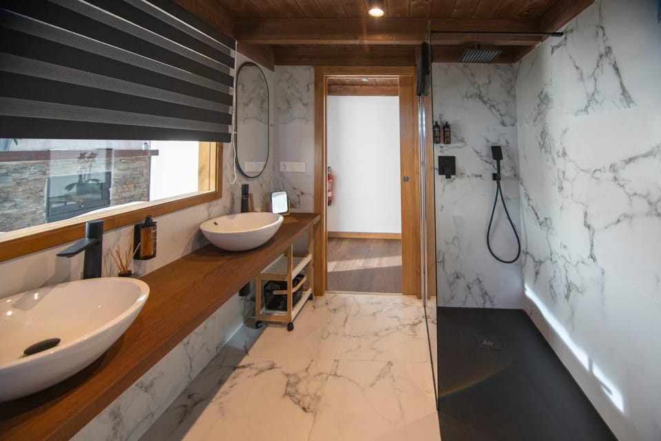 Cabanas do Chao Campground/ 
RV Resort in Asturias