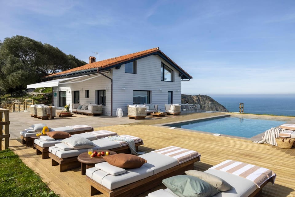 Property building, Pool view, Sea view, Swimming pool