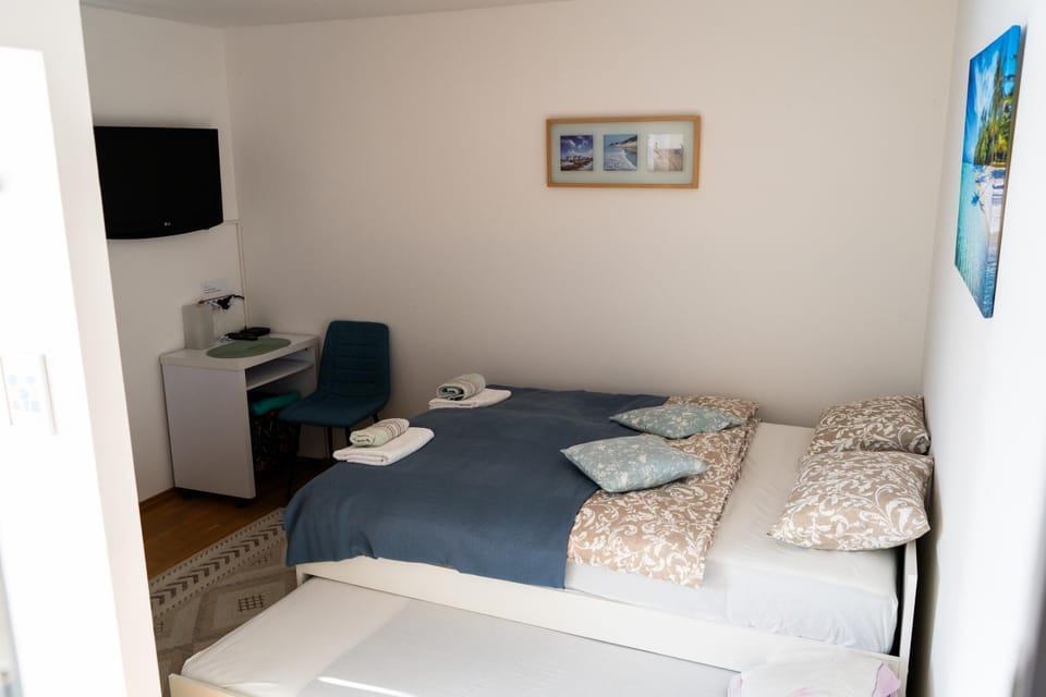 Holiday House with scenic Apartment Apartment in Slovenia