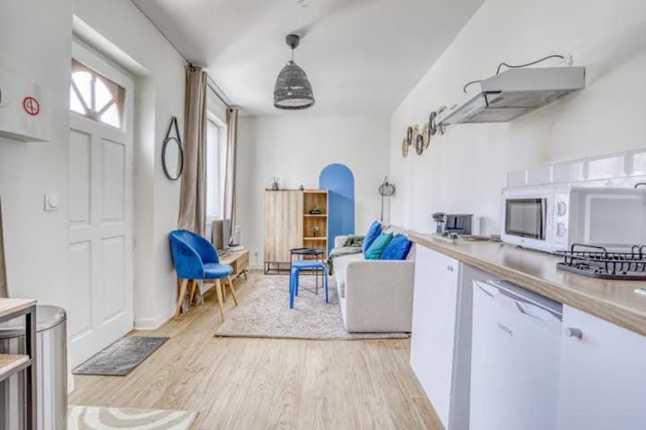 Emmanuel plus Apartment in Île-de-France