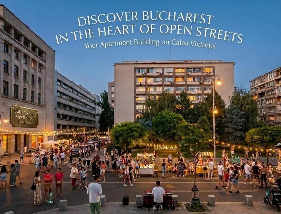 Property building, People, Neighbourhood, City view, Street view, group of guests
