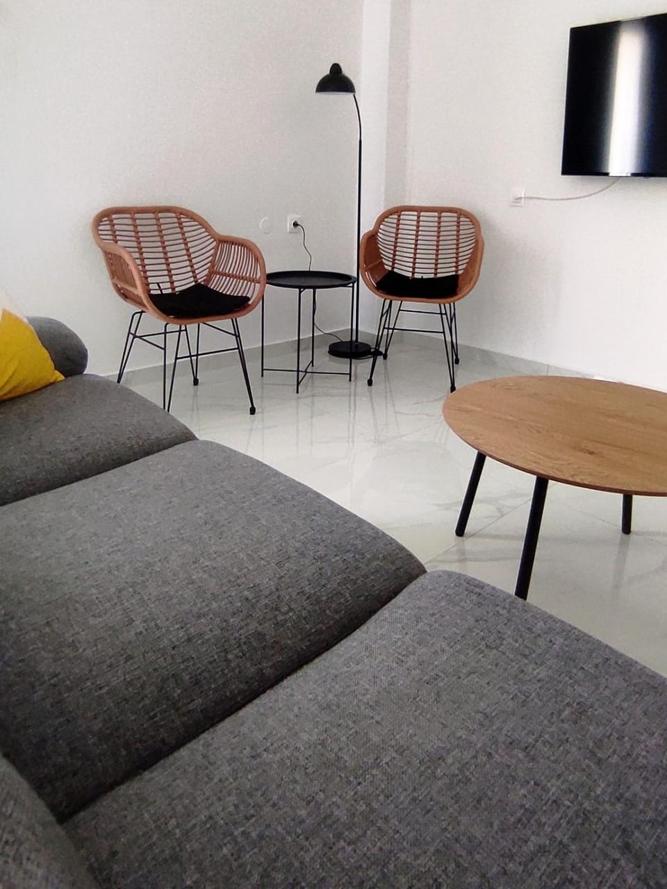 TV and multimedia, Living room, Seating area