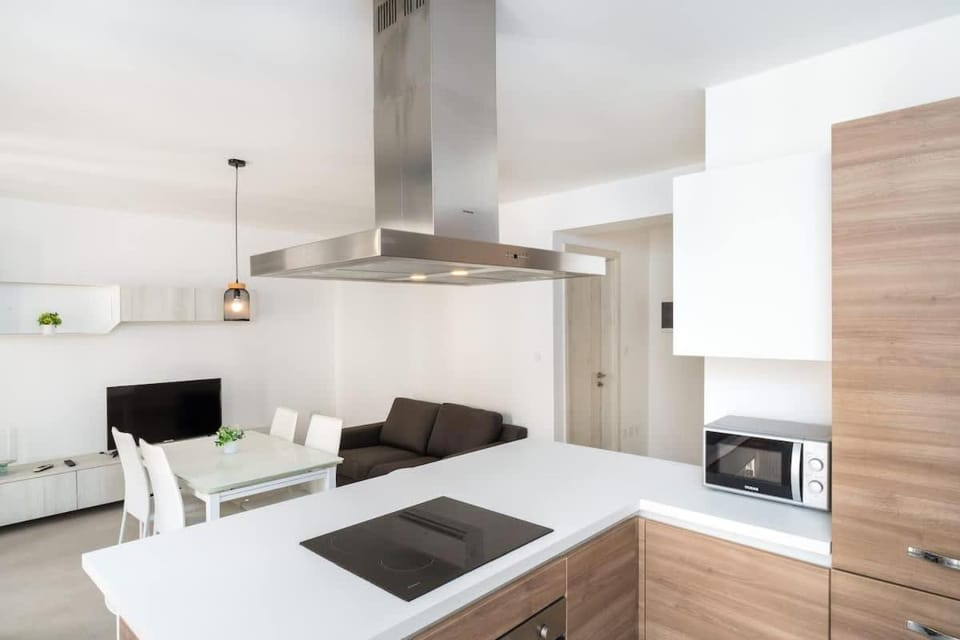 Gzira Brand NEW 2 BDR Apartment Just Off Seafront Apartment in Sliema