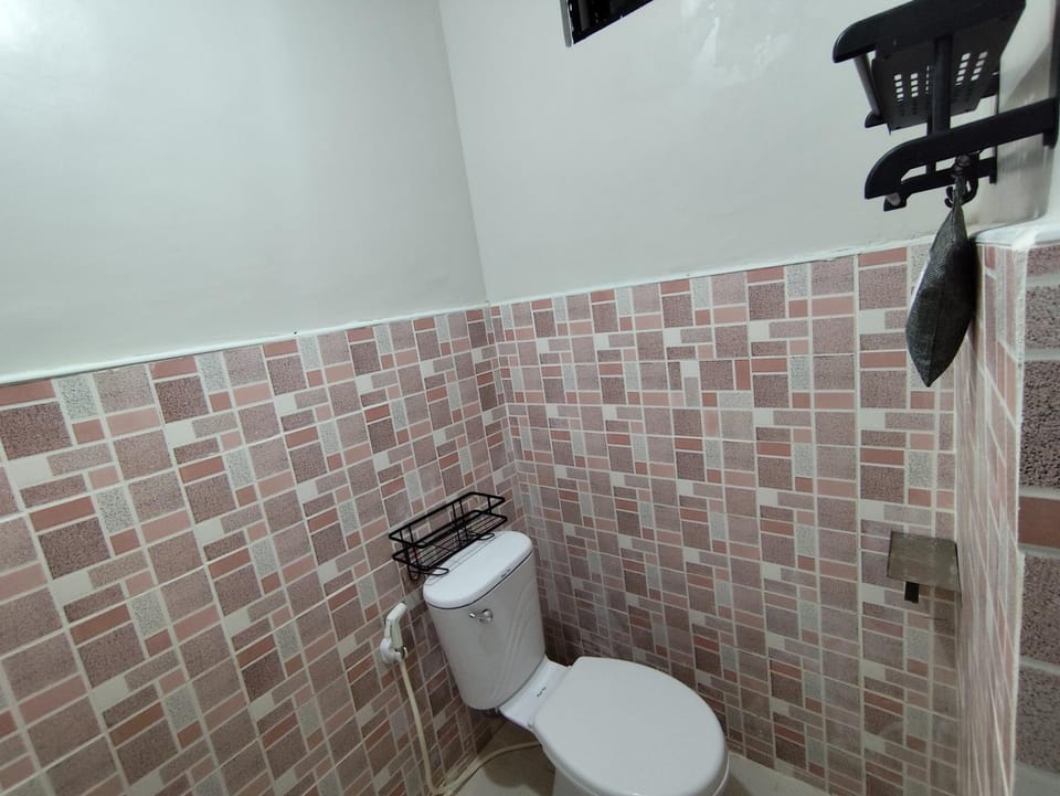 Toilet, Bathroom