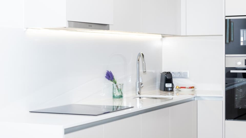 Kitchen or kitchenette, oven, stove