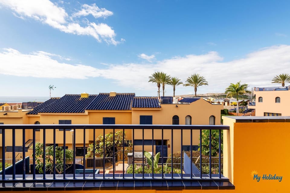 Day, Balcony/Terrace