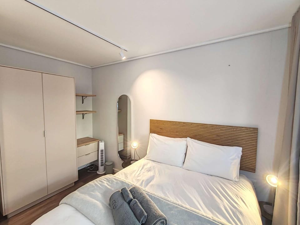 Wavescapes Shoreline Stay Apartment in Cape Town