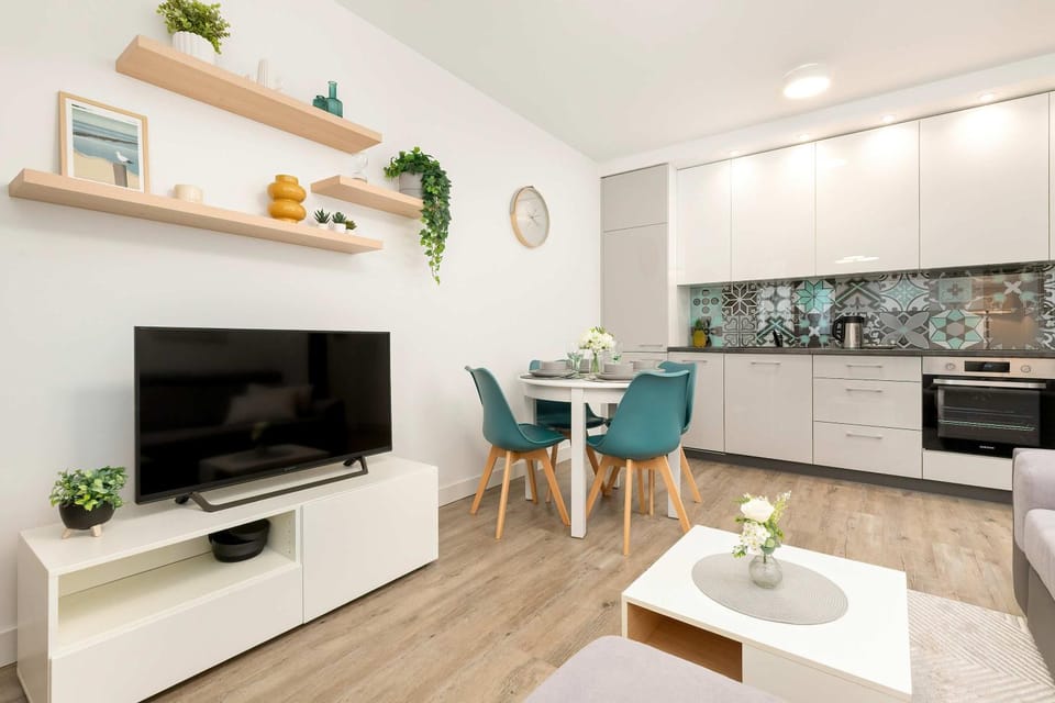 TV and multimedia, Kitchen or kitchenette, Living room
