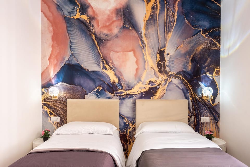 Bed, Photo of the whole room, Decorative detail, Bedroom