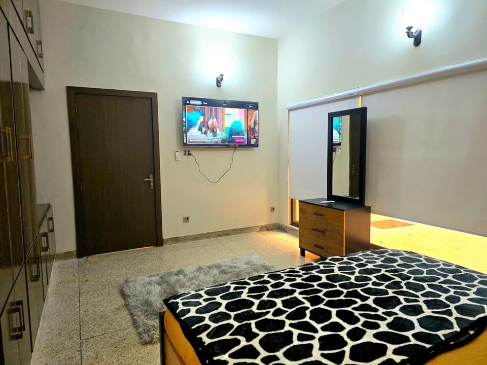 Amber Wood By Luxurious Landing House in Islamabad